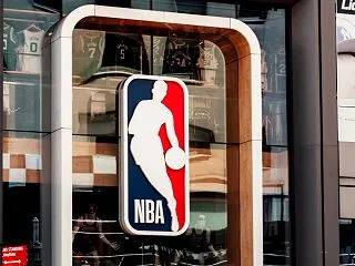 NBAがスポーツブックに賭けの一部停止と…
