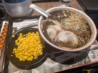 やっちゃった 外苑前 らーめん らあめん…