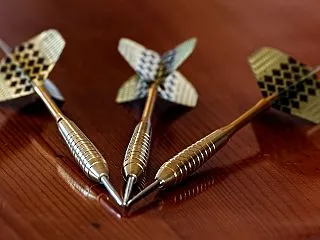 ダーツのタングステン80%と90%の違い…