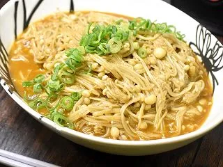 麺みたいに♪えのきのラーメンスープ炒め