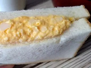グローグーが食べてたたまごサンド！…？