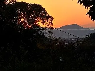 朝の散歩 日の出