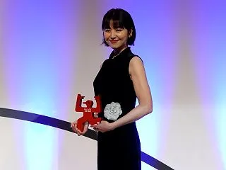 【朗報】ジュビロ磐田、長澤まさみの父・長…