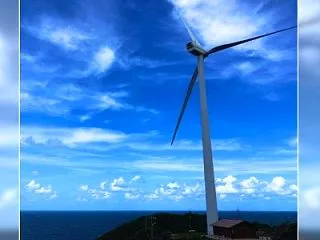 空と太陽と風車☆