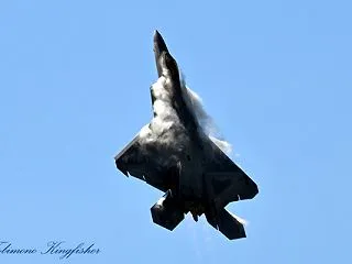 10/18のつぶやき F-35B早朝逃げ…