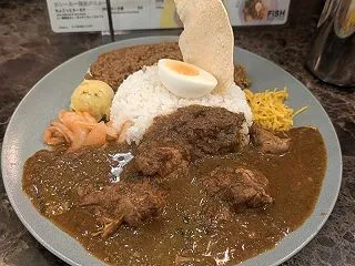 FISH（カレー/大手町）スパイスがしっ…