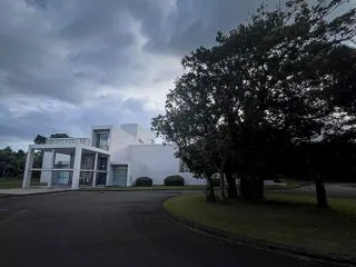- 岩崎美術館 -