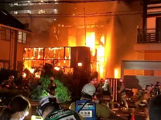 埼玉県川口市本町4丁目で火事 キャメリア…