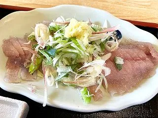 謎の季節メニュー「汐の子さしみ定食」を食…
