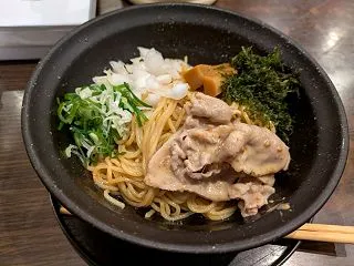 中華蕎麦 御輿。