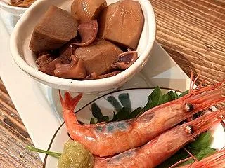 仕事を抜け出し！日本酒に三種盛り＠やいち…