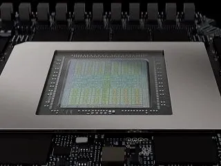 NVIDIA Hopper、GPUの共有…