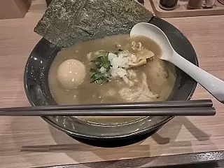 濃厚煮干しラーメンとポイ捨て問題