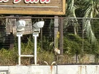 気難しい