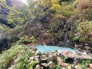 妙高高原温泉郷・燕温泉 黄金の湯&amp…