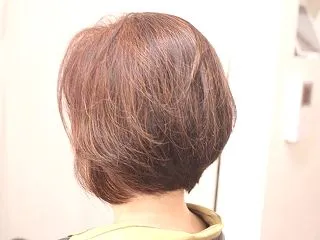 ボブ。