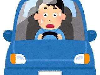 【悲報】車の「バックミラー」を一度も見ず…