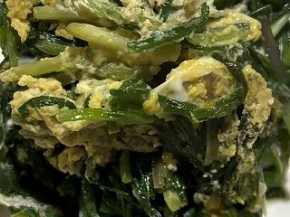 ラッキョウの葉も食べられる