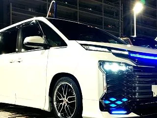 夜の洗車機
