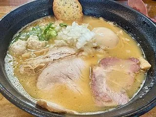 はりけんラーメン本店にてランチ