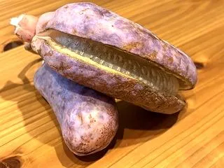 いつ以来だろうか、アケビを食べました