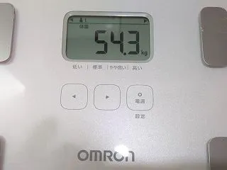 右膝の嫌な痛み取れず