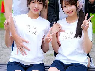 文化祭で箱の中身をあてる！おっぱい揉んで…