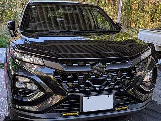 背に腹は代えられず、フロンクスのバンパー…