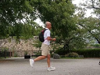 仕事帰りにジョギングで大好きな角打ちへ