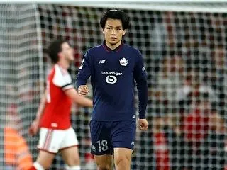 【サッカー】上田綺世、足底筋膜の怪我ｗｗ…