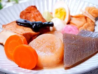 おでん＆しょうがときのこの炊き込みご飯