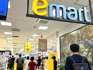 改札出て30秒！eｰmartは住十里駅が…