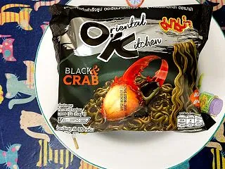 OKインスタントヌードルのブラッククラブ…