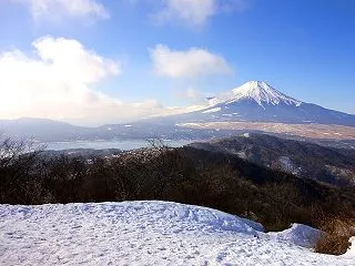 山中湖・平野から石割山へ富士山を見に行く