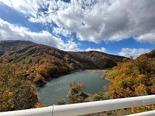 国道397号焼石連峰ビーチライン紅葉情報…