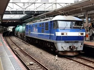 EF210-114 貨物列車