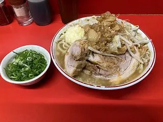 「アフリカで二郎系ラーメン」仙台出身・猪…