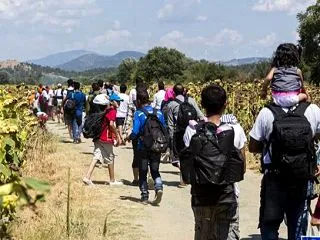 自民、人口減少巡り「外国人」「少子化」政…
