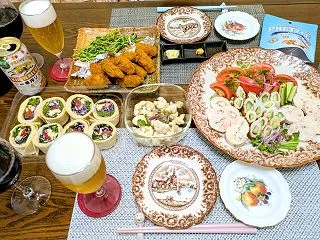 ロピアのお惣菜で晩酌！我家のベランダ -…