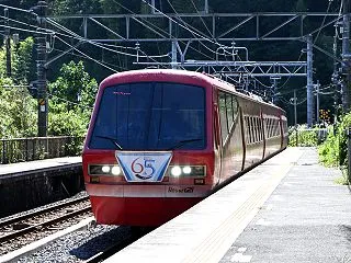 伊豆多賀駅の伊豆急2100系 リゾート2…
