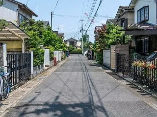 外国人「日本の住宅街の道って何て呼ぶの？…