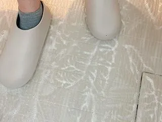 泡パックのため買ったバスシューズ