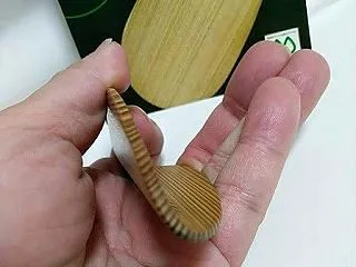曲がる木を商品化。名古屋木材【メイド・イ…