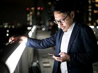 【悲報】日本の男性に『異変』が起こってい…