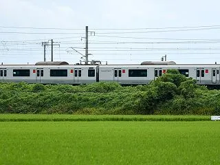 817系 普通列車 V531＜神埼－伊賀…