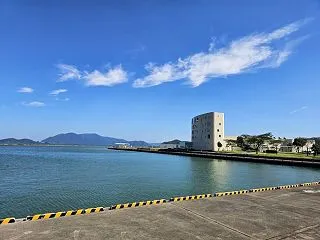 某集会場リフォーム工事内部解体工事準備ス…