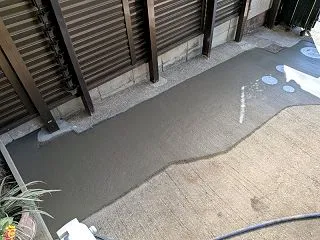 駐車場確保下水工事生コン打ち