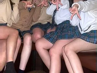 【画像】集団JKとカラオケに行くとこんな…