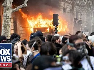 多文化共生国家フランスにおいてデモ隊が再…
