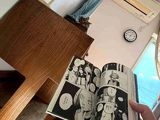 実家から持ってきた本を整理する